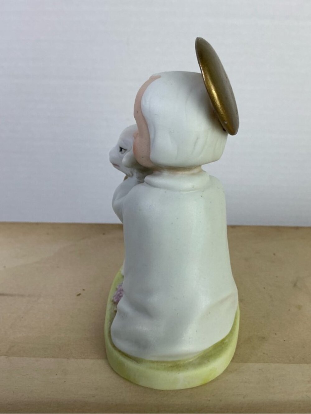 Homco Vintage Holy Child Angel Lamb 5605 Hand Painted Porcelain Collectible 1980 - Picture 3 of 12